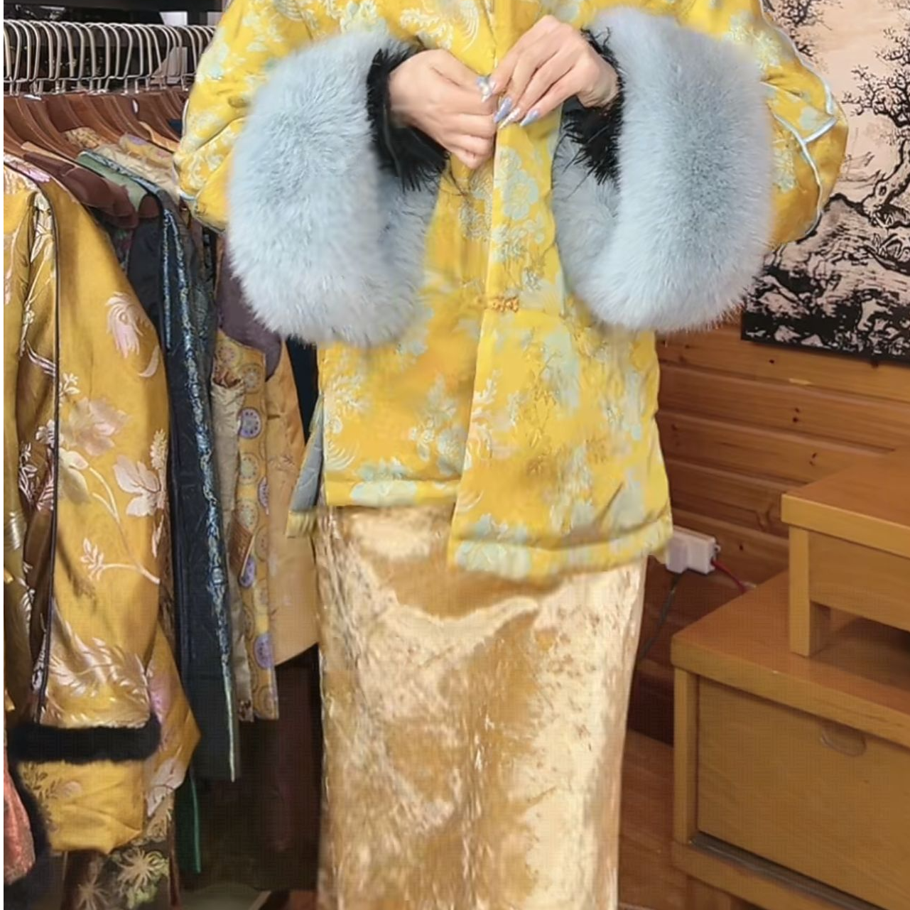 新中式国风修身鎏金裙子
