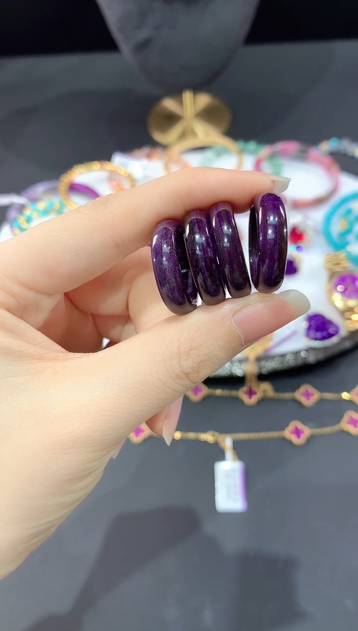 未镶嵌苏纪石（舒俱来）.戒指多样性发一