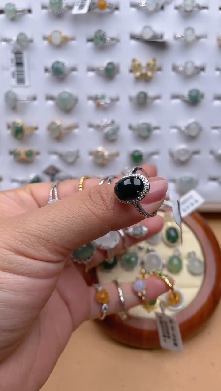 【闪购商品】翡翠戒指银S925镶嵌11111