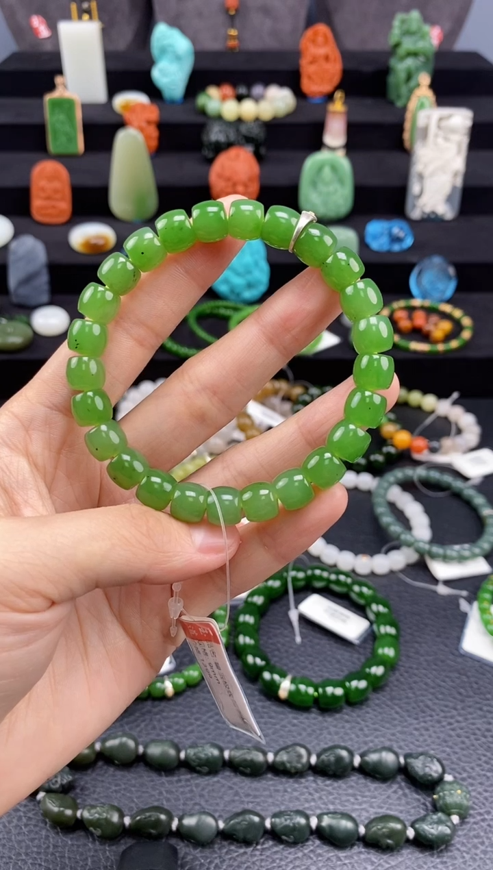 【闪购商品】和田玉未镶嵌-9mm碧玉极限弧手串