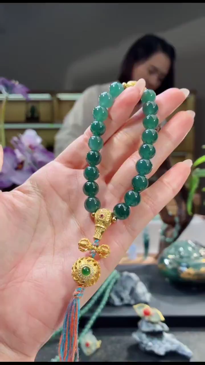 未镶嵌手串翡翠手串（多样性发其一）