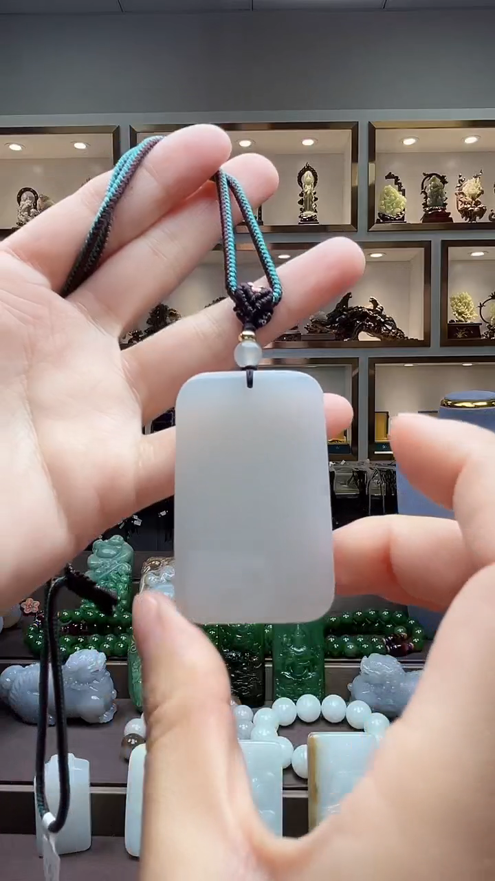 【闪购商品】和田玉颈饰未镶嵌苏