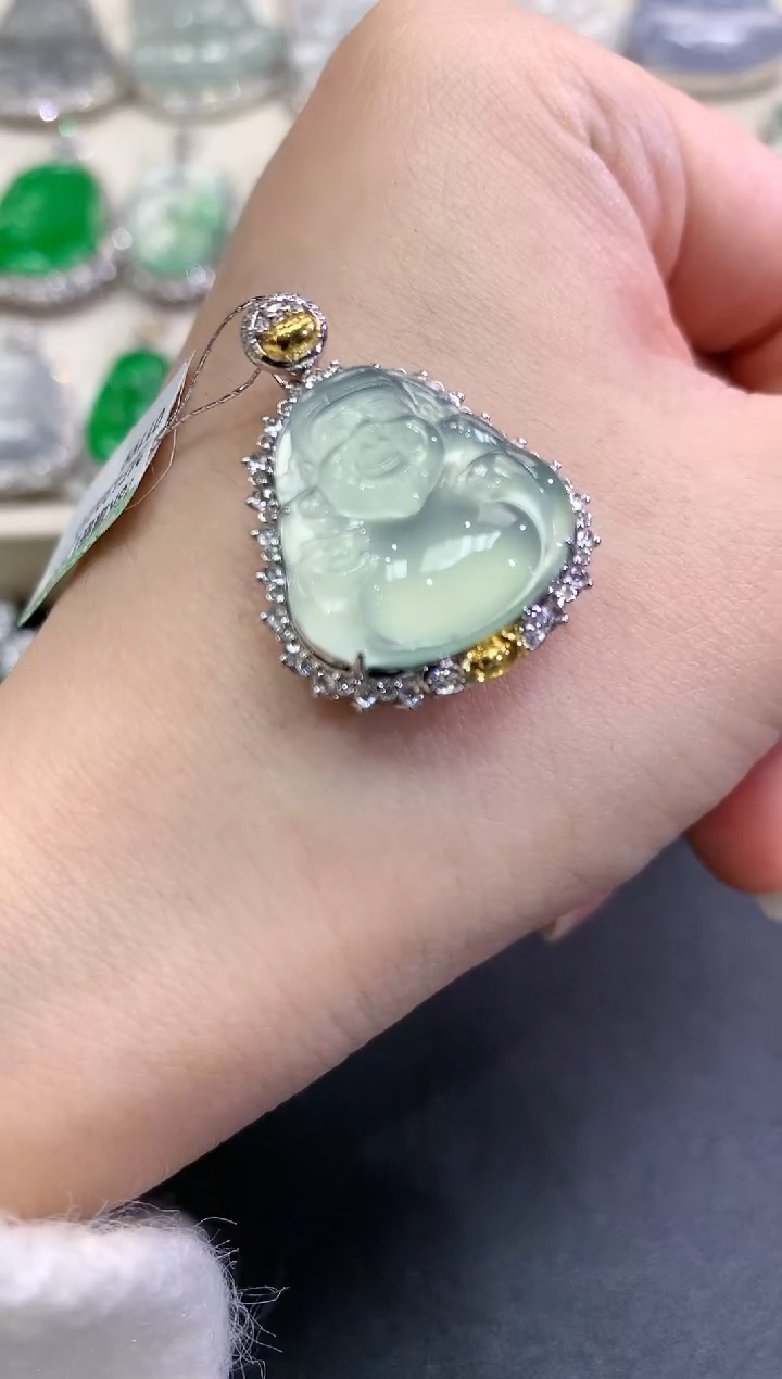 【闪购商品】翡翠颈饰18K金镶嵌C188