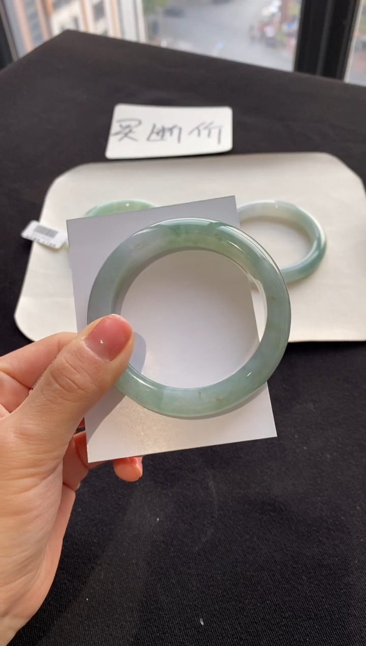 【闪购商品】翡翠手镯未镶嵌54正圈--不退不换