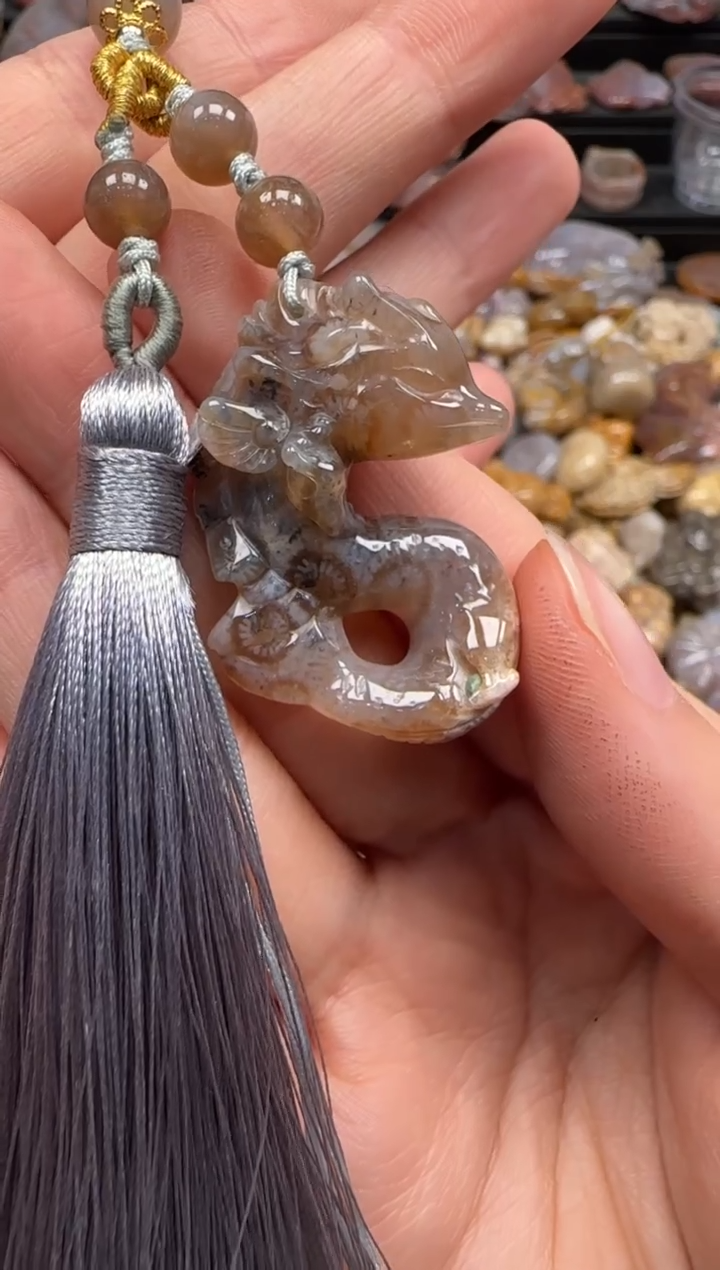 【闪购商品】硅化珊瑚（珊瑚玉）颈饰未镶嵌661