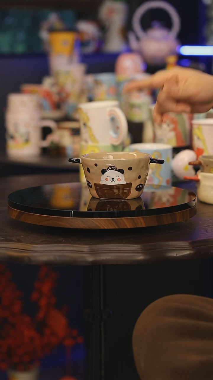 【闪购商品】摆件景德镇釉下彩绘设计师款式陶瓷