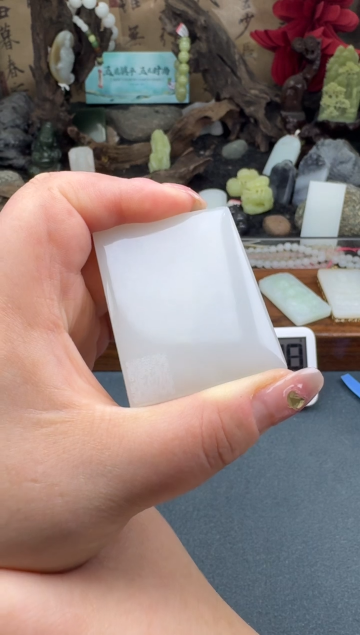 【闪购商品】和田玉颈饰未镶嵌姗姗