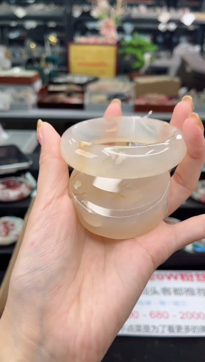 【闪购商品】石英质玉手镯未镶嵌58圈口（赠品镯心）3569175