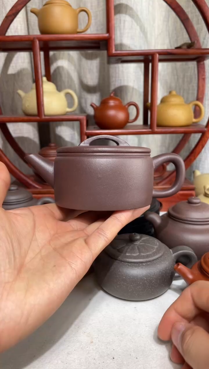 【闪购商品】紫砂茶壶微瑕大水潭黑紫泥汉瓦