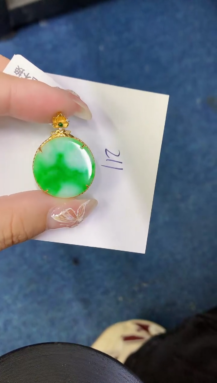 【闪购商品】翡翠颈饰18K金镶嵌000000000000