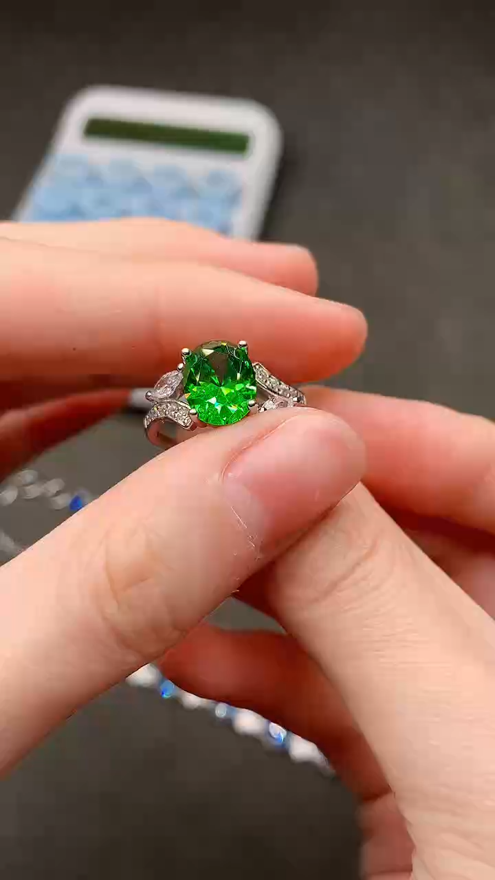 【闪购商品】石榴石（沙弗莱）戒指银S925镶嵌........