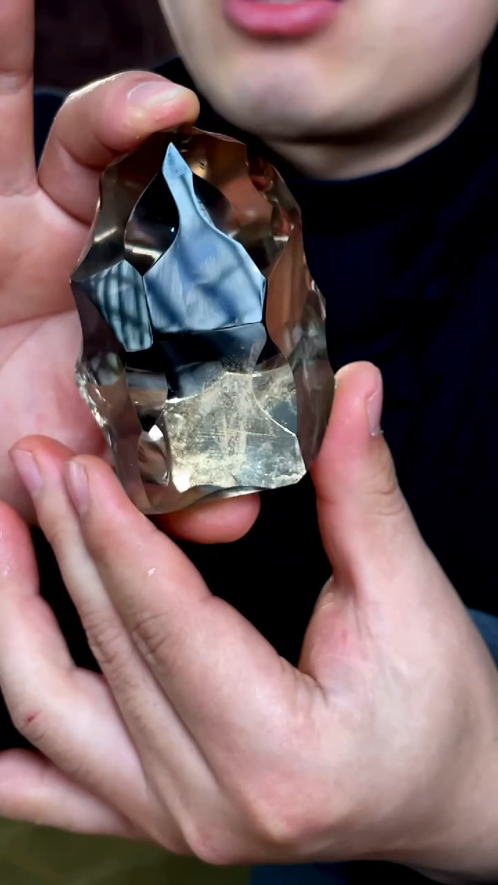 水晶摆件未镶嵌130