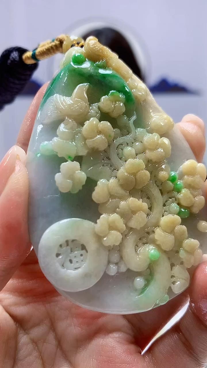 【闪购商品】定制翡翠未镶嵌4829ms-毛货挂件199