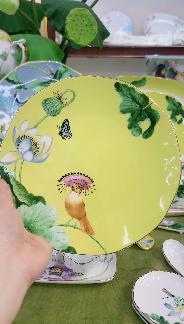【闪购商品】骨瓷8英寸·