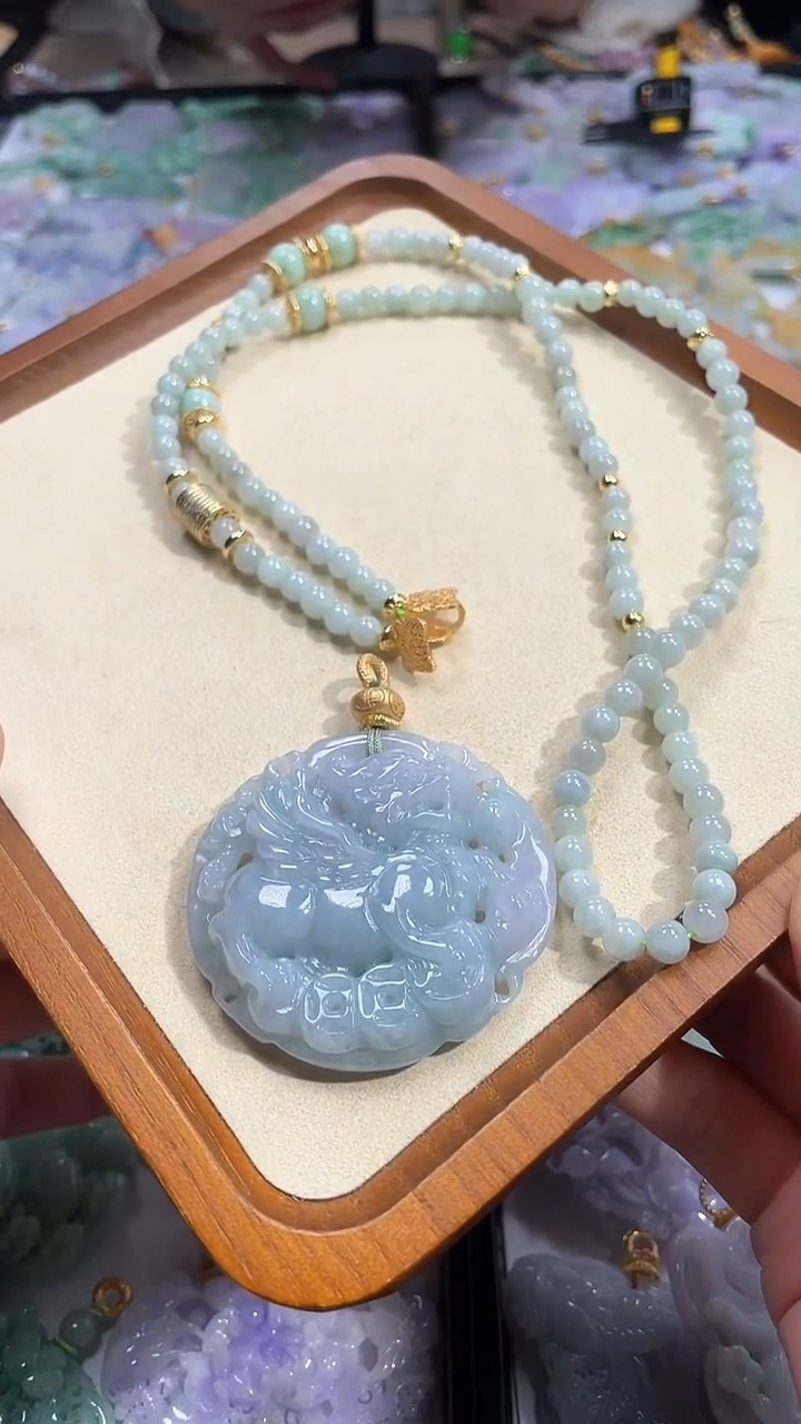 【闪购商品】翡翠颈饰未镶嵌吊坠