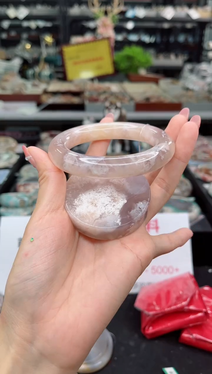 【闪购商品】石英质玉手镯未镶嵌58圈口（赠品镯心）1511593