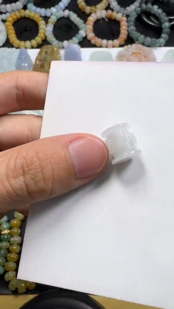 翡翠未镶嵌颈饰【闪购商品】 天然翡翠