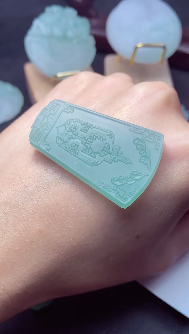 未镶嵌定制翡翠a货翡翠