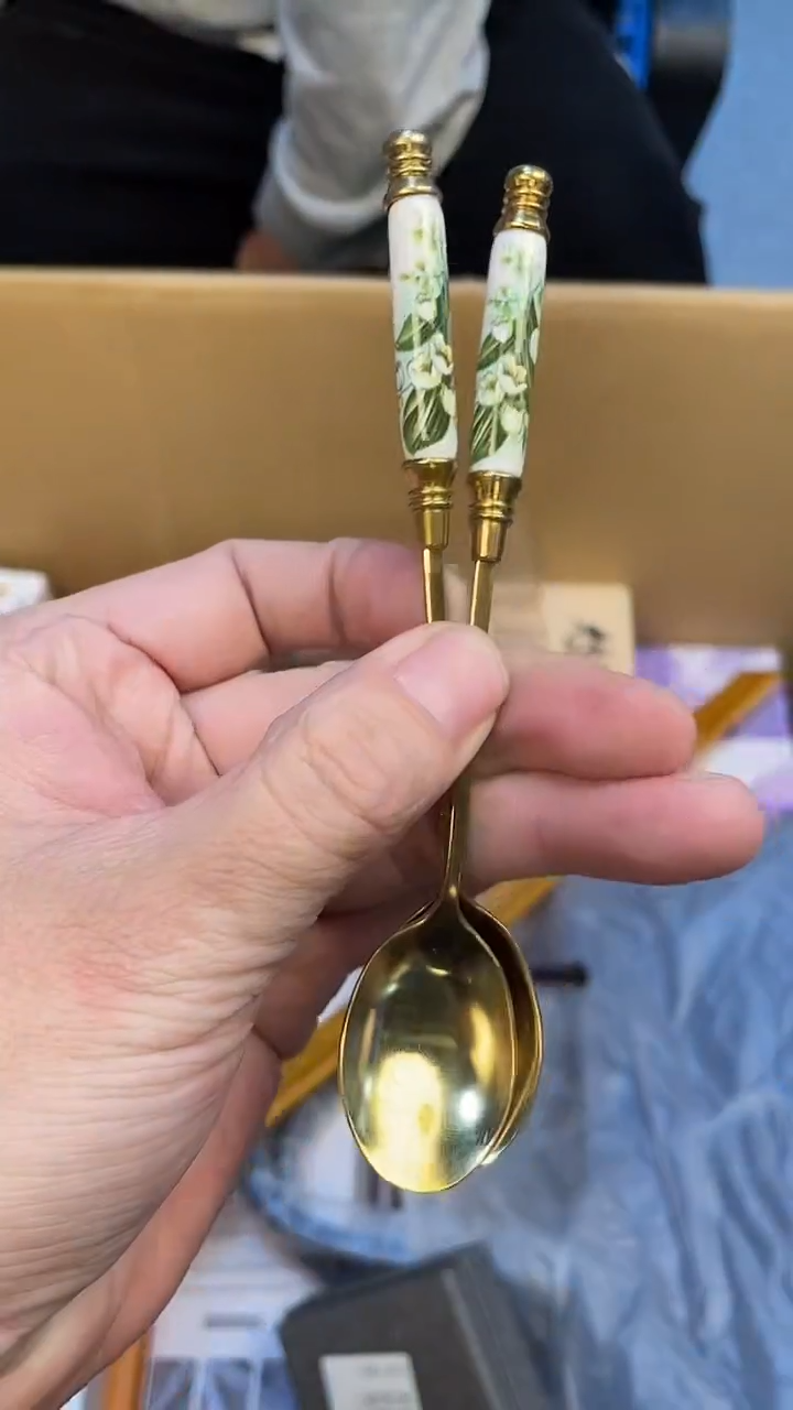 勺中**柱如图所示 老崔精选