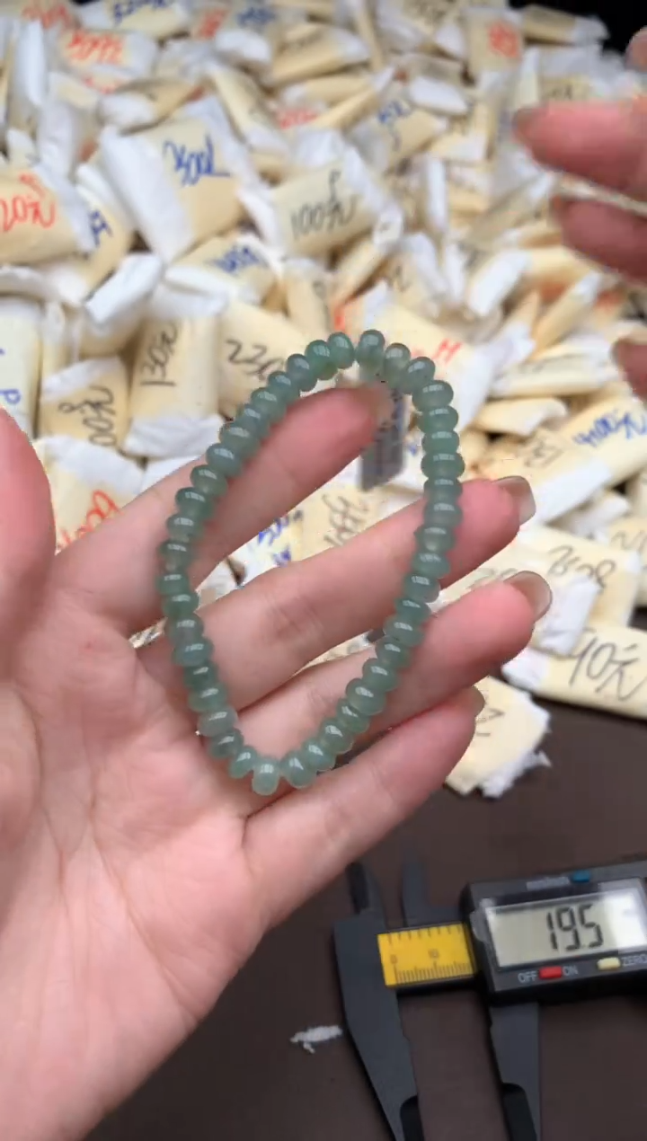 【闪购商品】翡翠手串未镶嵌一