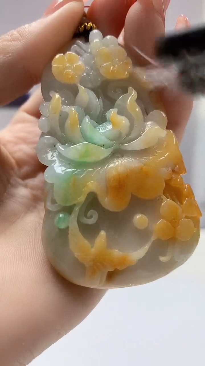 【闪购商品】定制翡翠未镶嵌4852DD-毛货挂件164