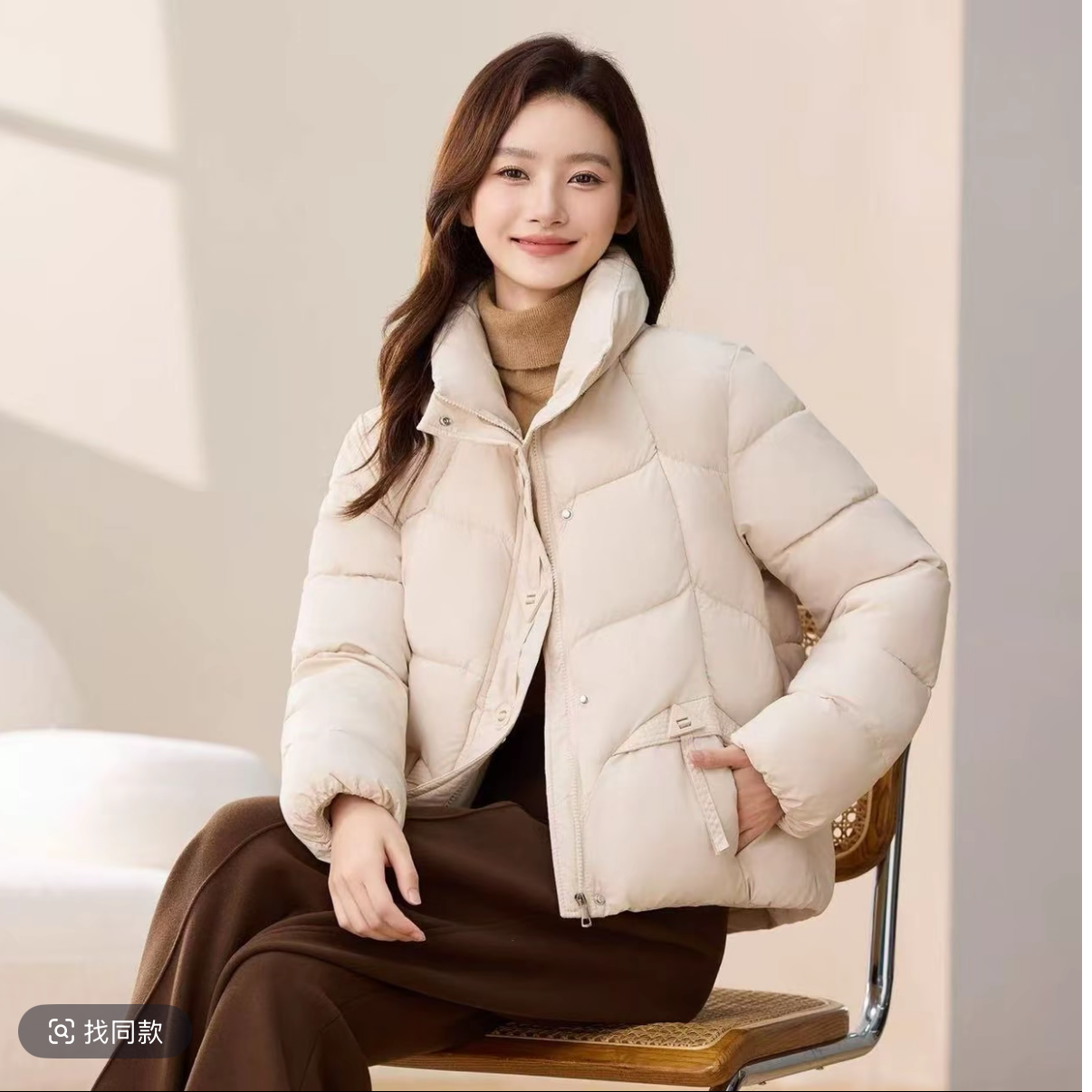 时尚百搭2025冬季加厚保暖宽松大码短款面包服纯色外套