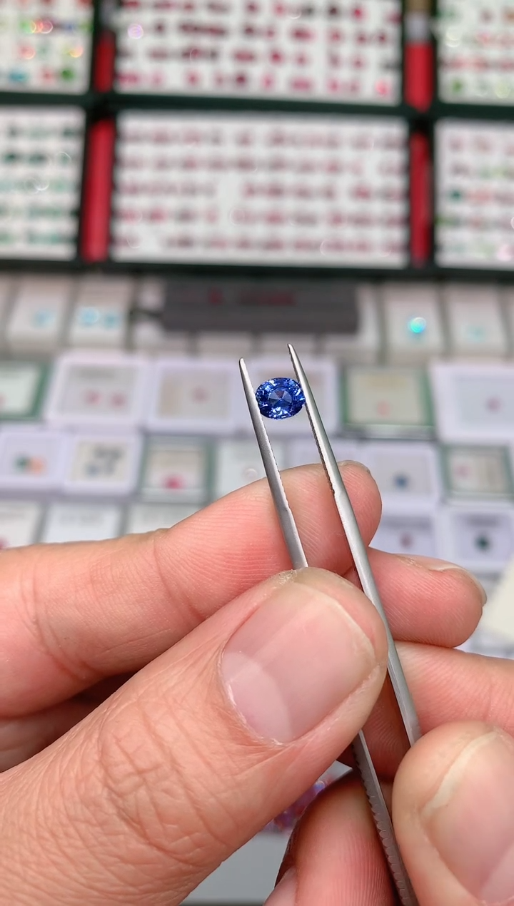 【闪购商品】蓝宝石裸石未镶嵌0.98ct