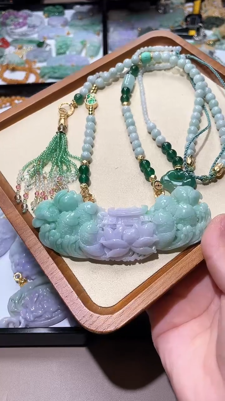 【闪购商品】翡翠颈饰未镶嵌吊坠