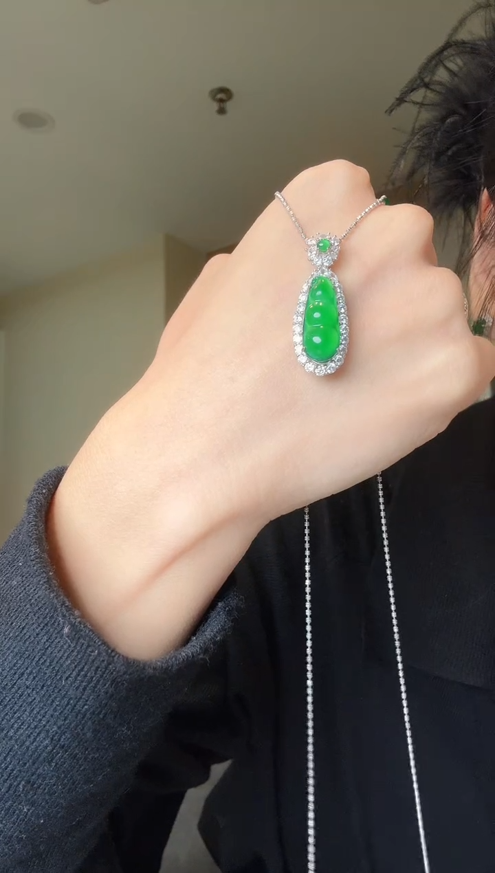 【闪购商品】翡翠吊坠(不含链)银S925镶嵌天然翡翠吊坠