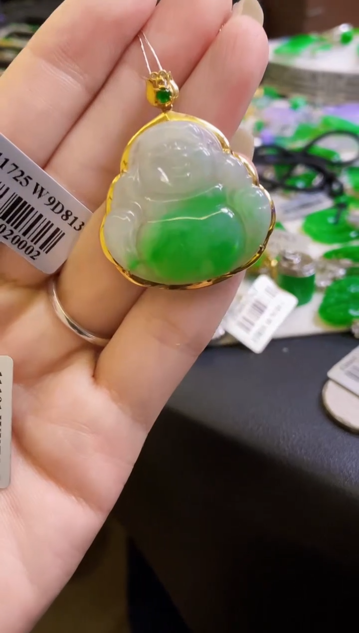 【闪购商品】定制翡翠18K金镶嵌吊坠