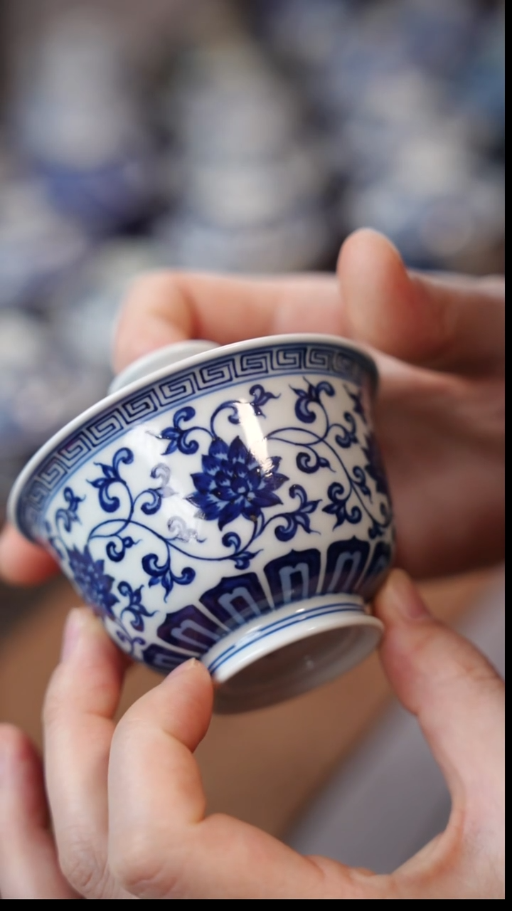 春风缠枝盖碗1111111