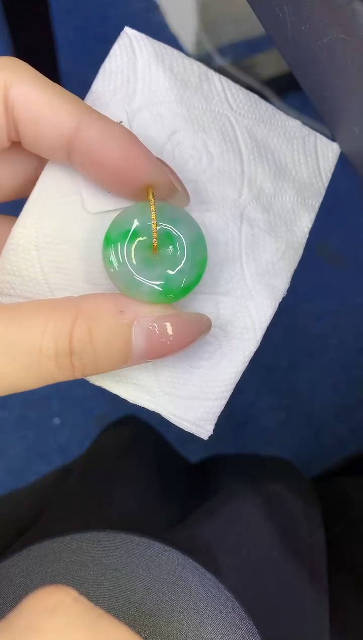 颈饰18K金镶嵌翡翠缅甸天然翡翠a货