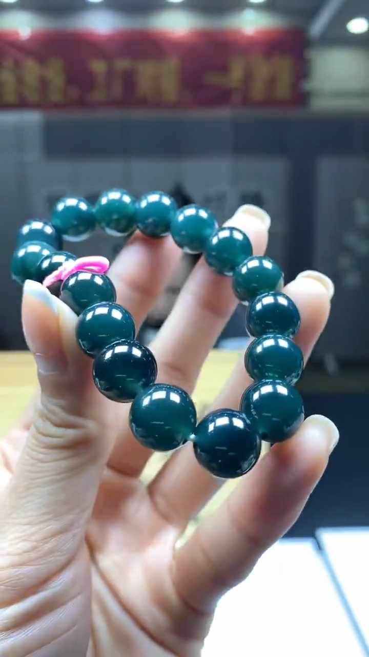 【闪购商品】翡翠手串未镶嵌********704