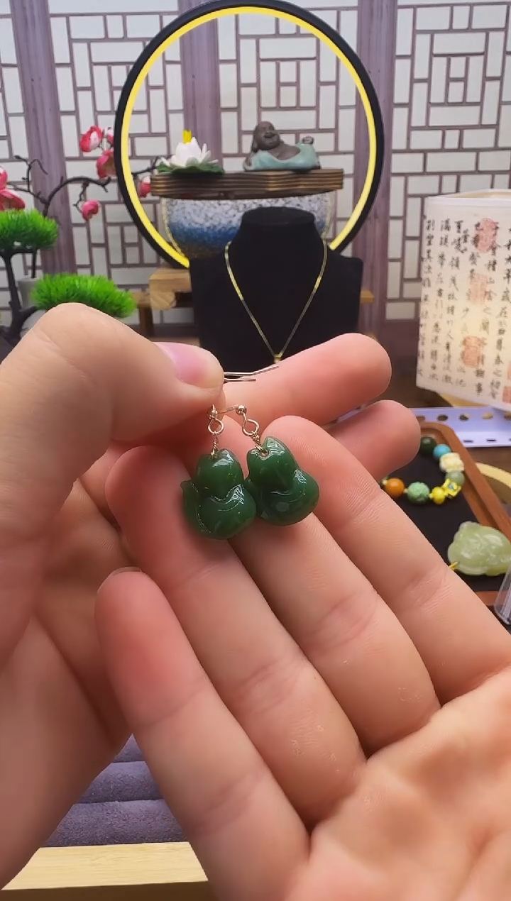 和田玉14K金镶嵌耳饰E316