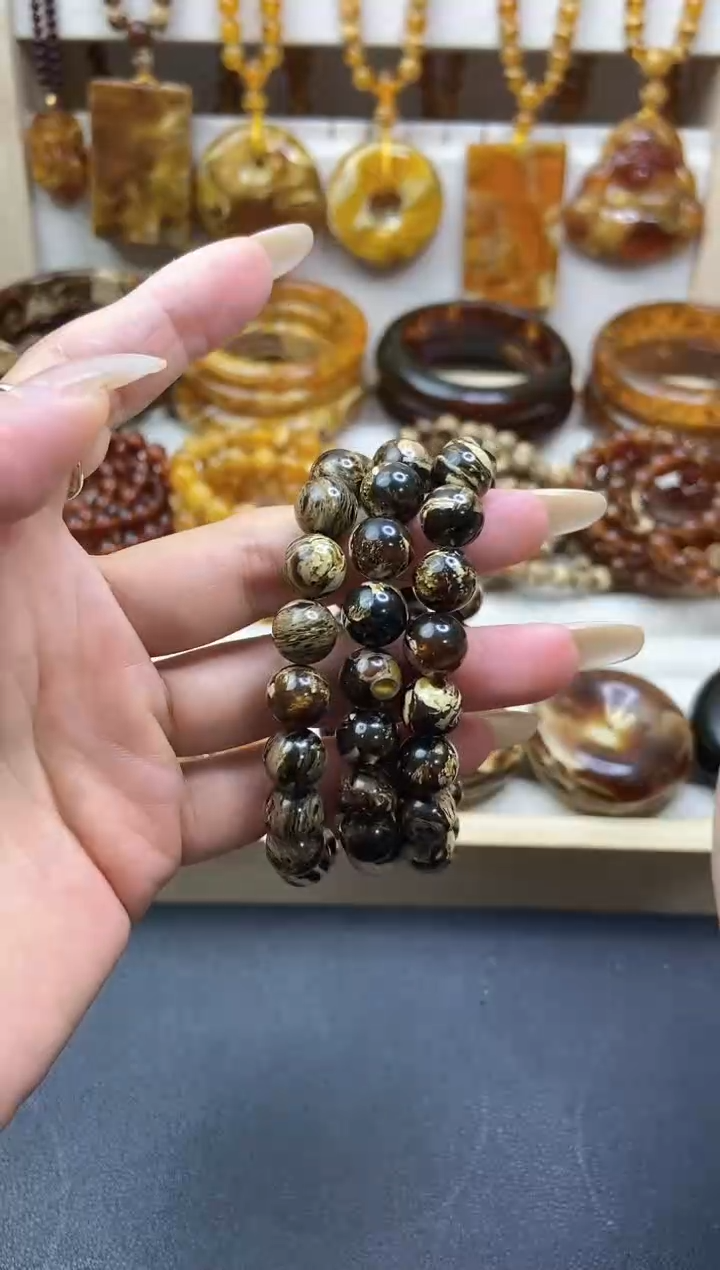 无非金属黑花卡10的单圈多样性发