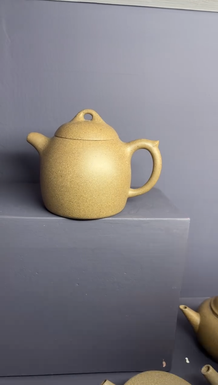 茶壶紫砂青段 秦权