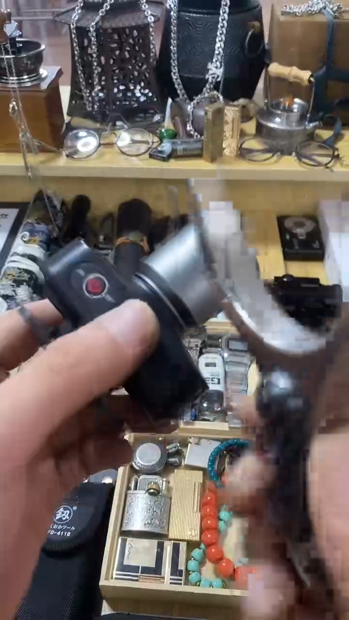 瓷片闪购商品  如图所示