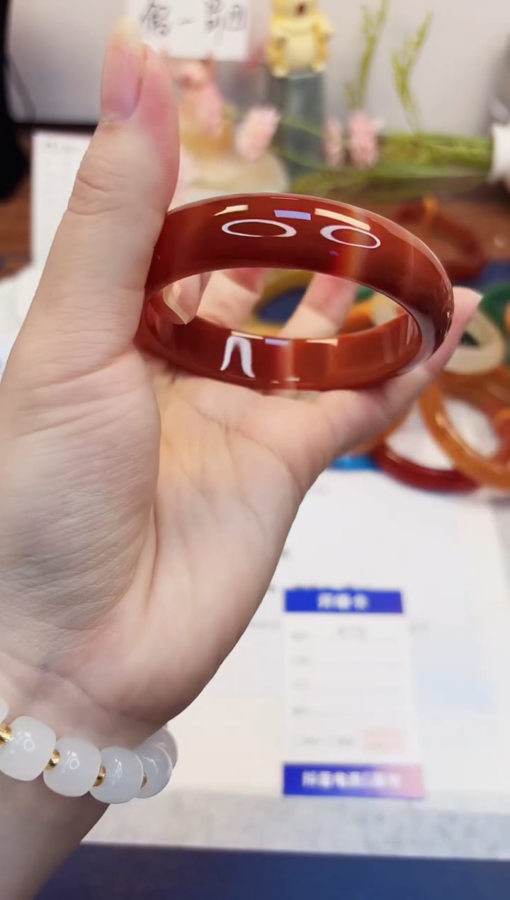 【闪购商品】石英质玉手镯未镶嵌415-玛瑙-圈口59