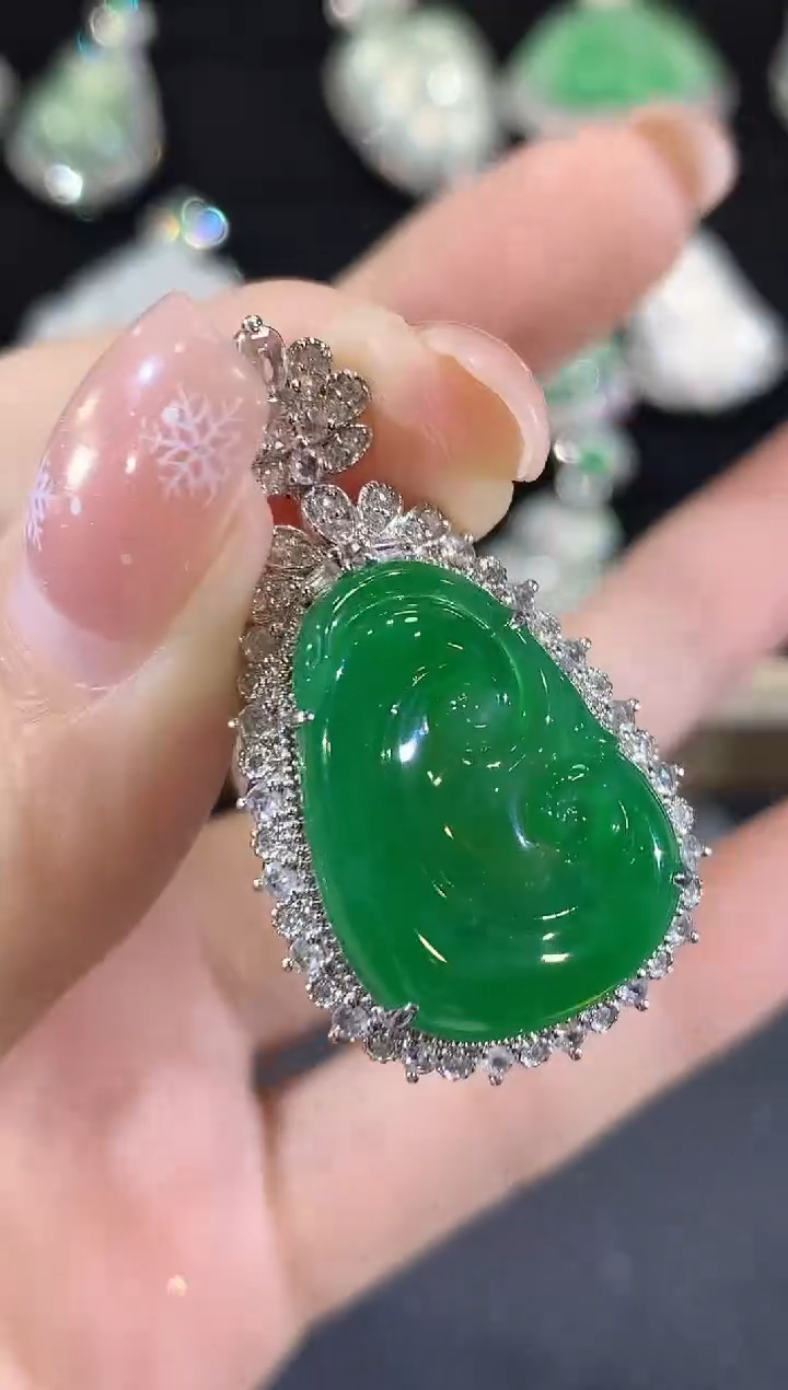 吊坠(不含链)18K金镶嵌翡翠C65翡翠