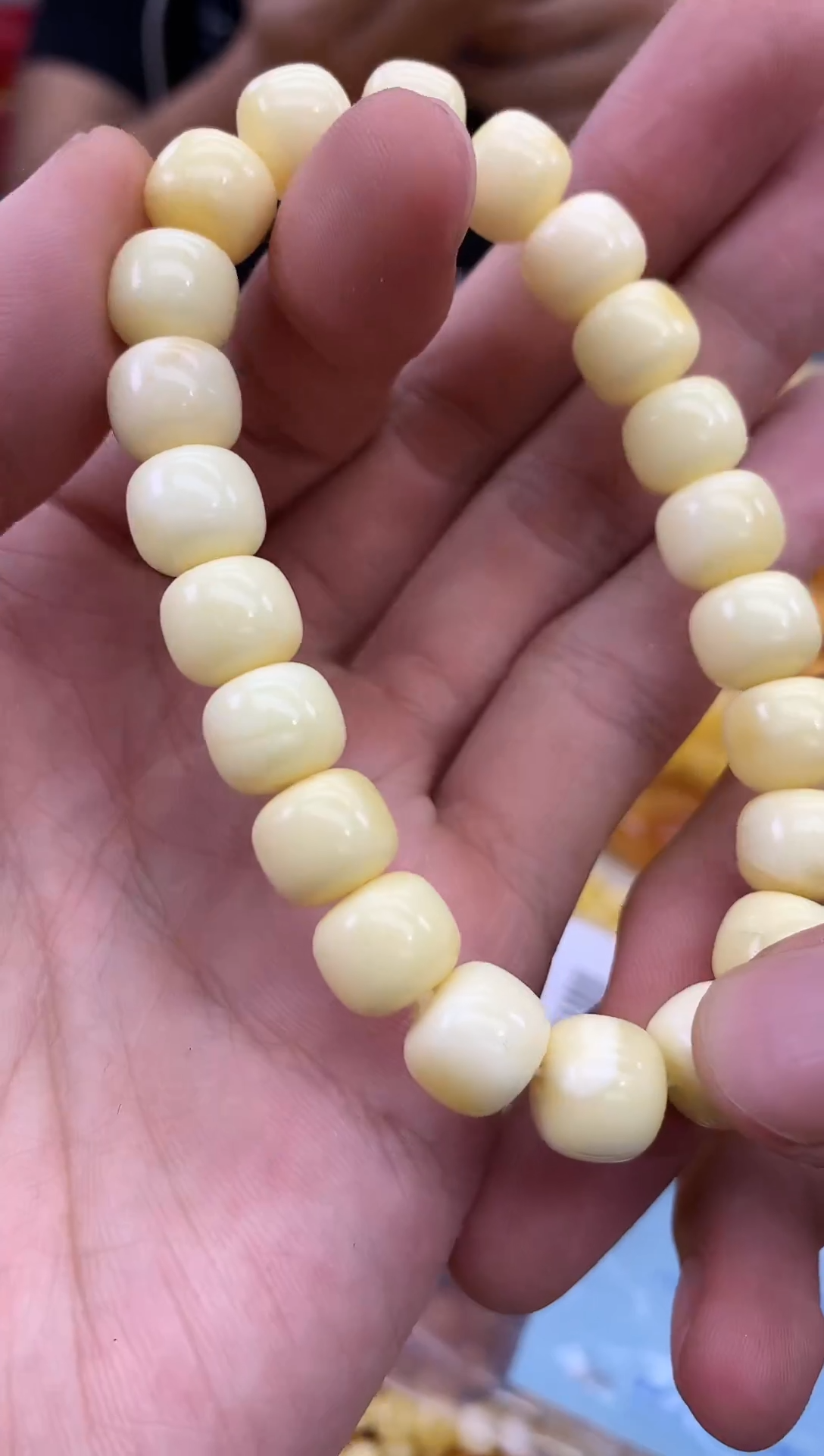 裸石蜜蜡未镶嵌手串