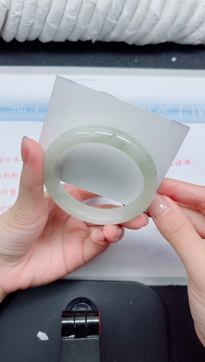 【闪购商品】石英质玉手镯未镶嵌394#57