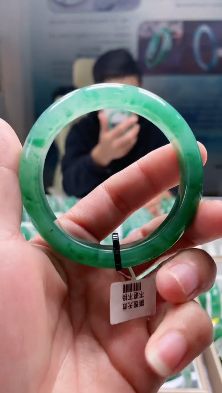 石英质玉手镯未镶嵌非洲翠手镯多样性发货
