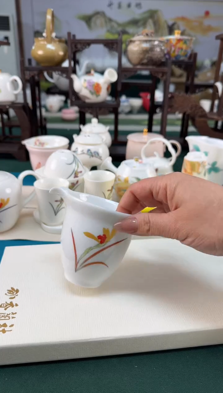 【闪购商品】瓷器 ······.......