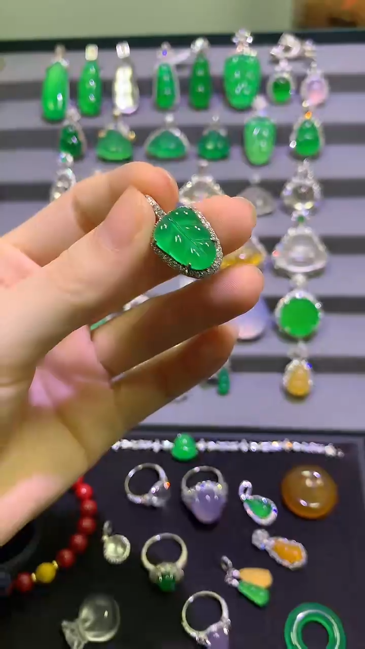 银S925镶嵌颈饰玛瑙/玉髓1