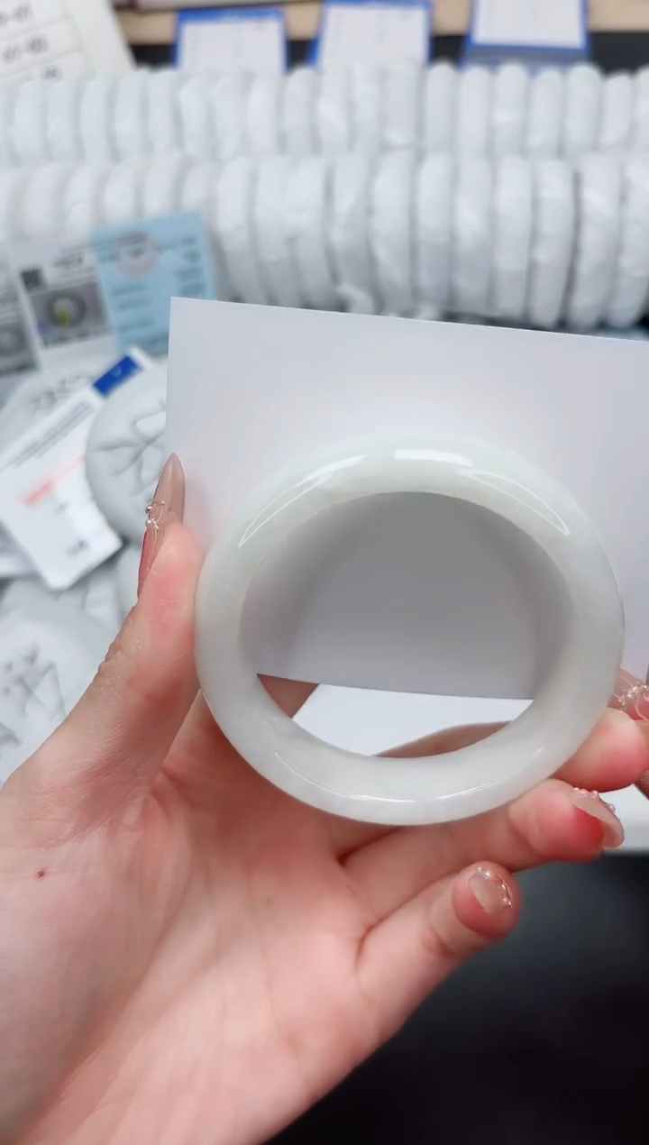 未镶嵌手镯和田玉59-54.6BK