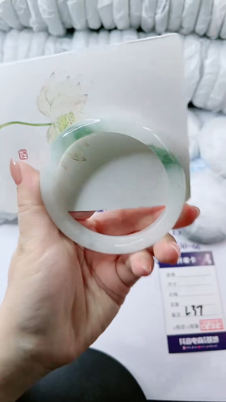 【闪购商品】石英质玉手镯未镶嵌多样性发货L37-62