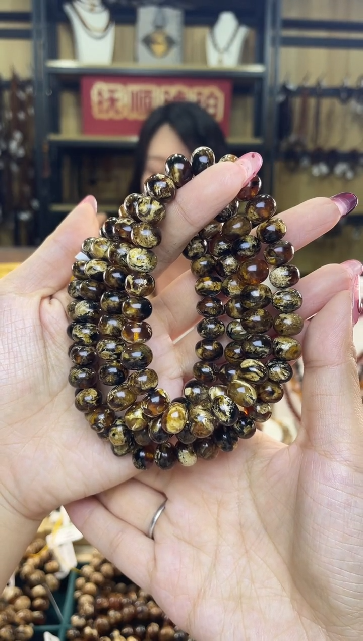 【闪购商品】琥珀裸石未镶嵌10+花蜡108