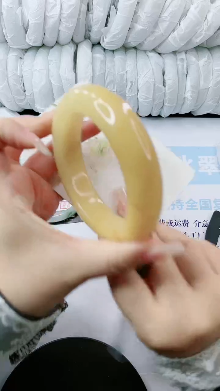 【闪购商品】石英质玉手镯未镶嵌多样性发货A604-65