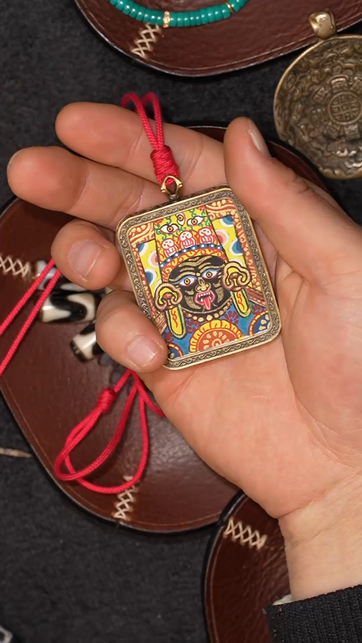 【闪购商品】吊坠冲赛康胡子哥，藏传唐卡134