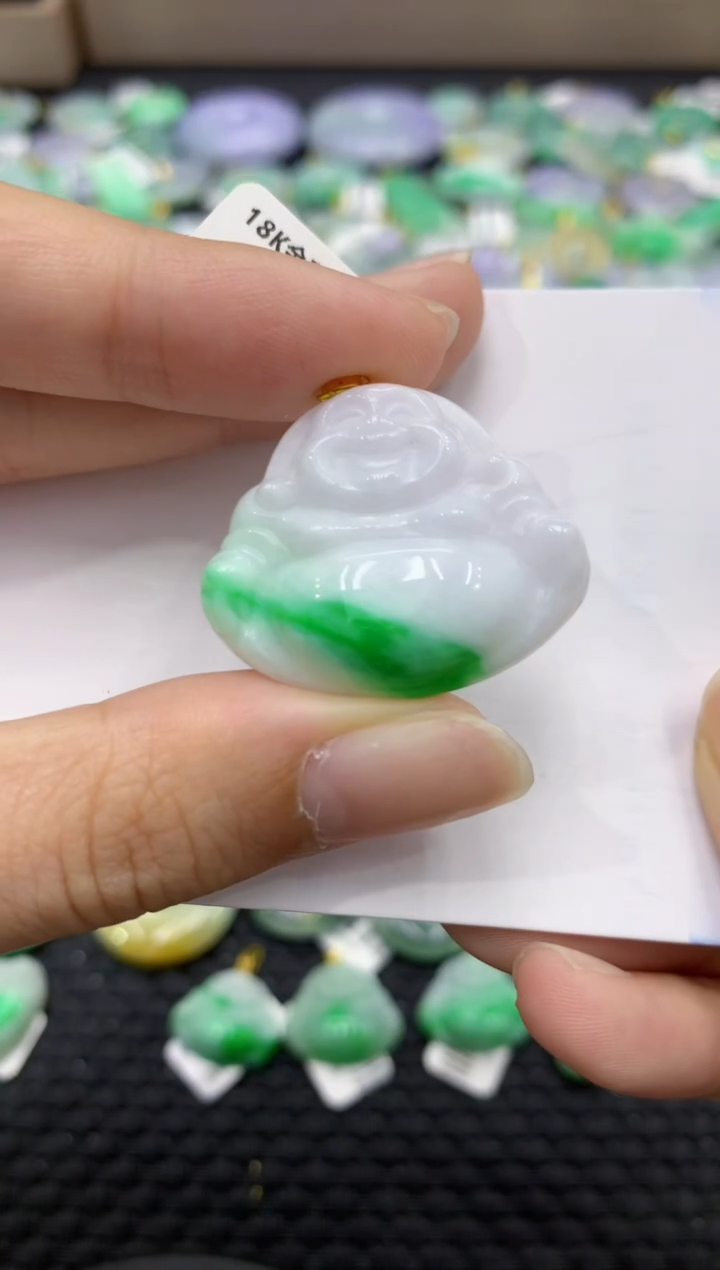 颈饰18K金镶嵌翡翠天然缅甸翡翠A货
